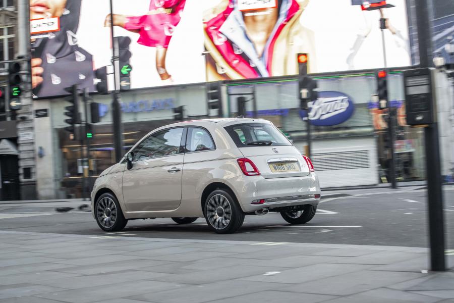  Fiat 500 Collezione (312) 2018 года  (UK) (фото 20 из 40)